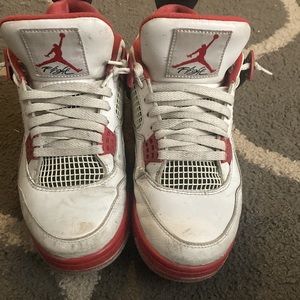 Jordan 4 Fire Red (2020)